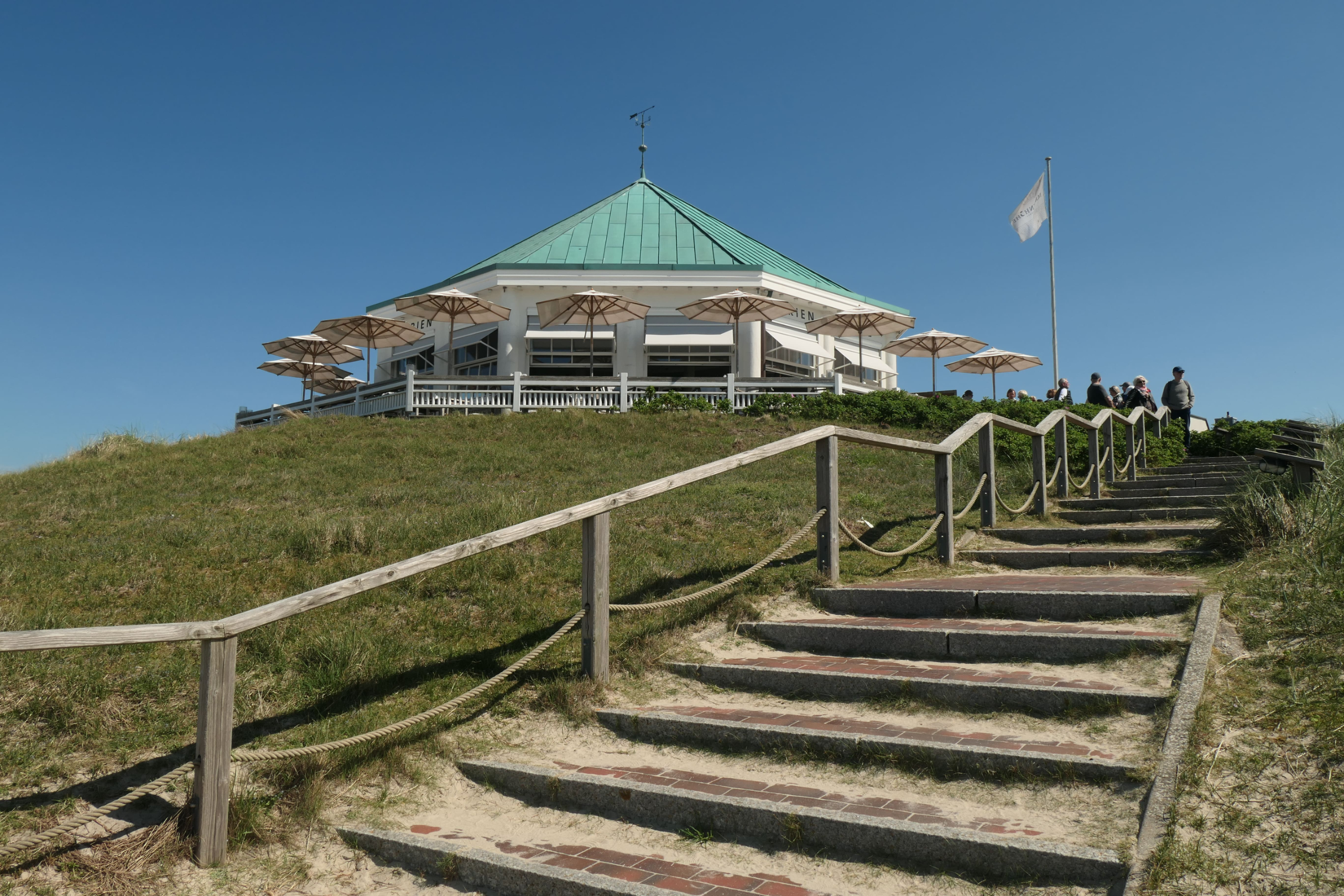 P1007404