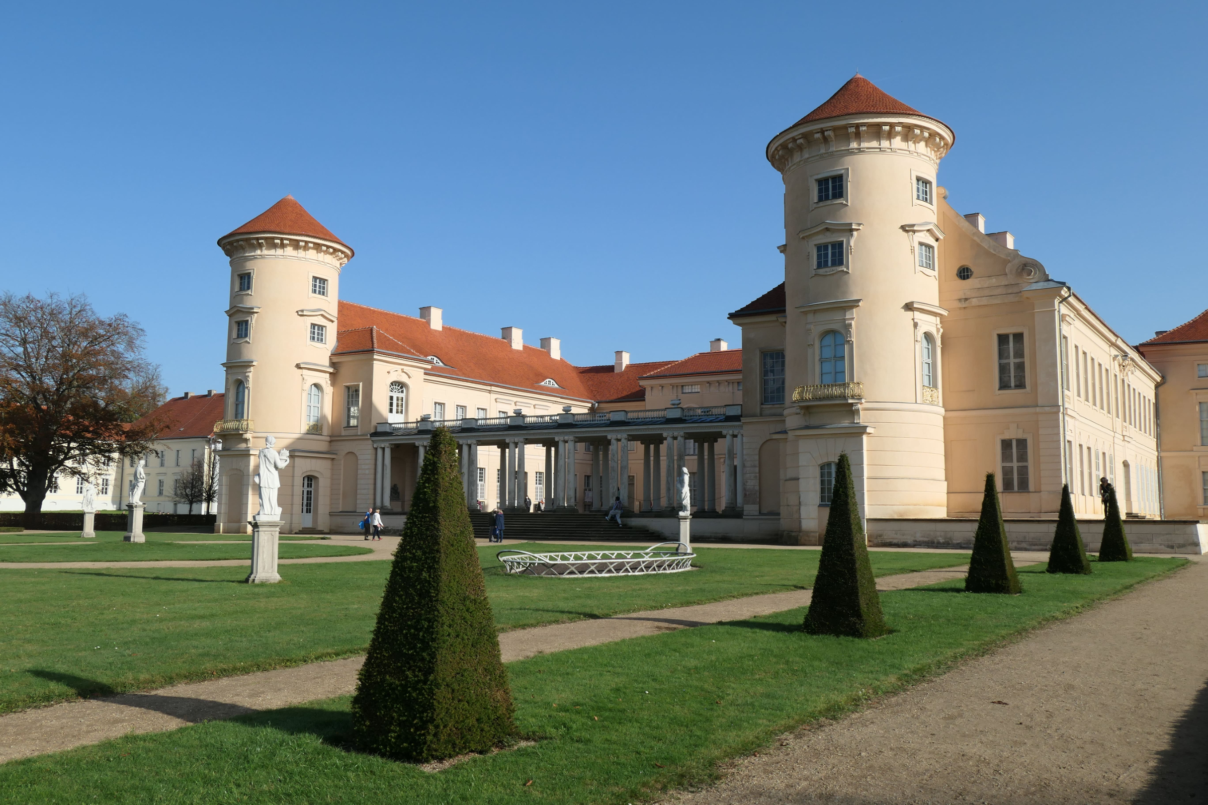 P1001359